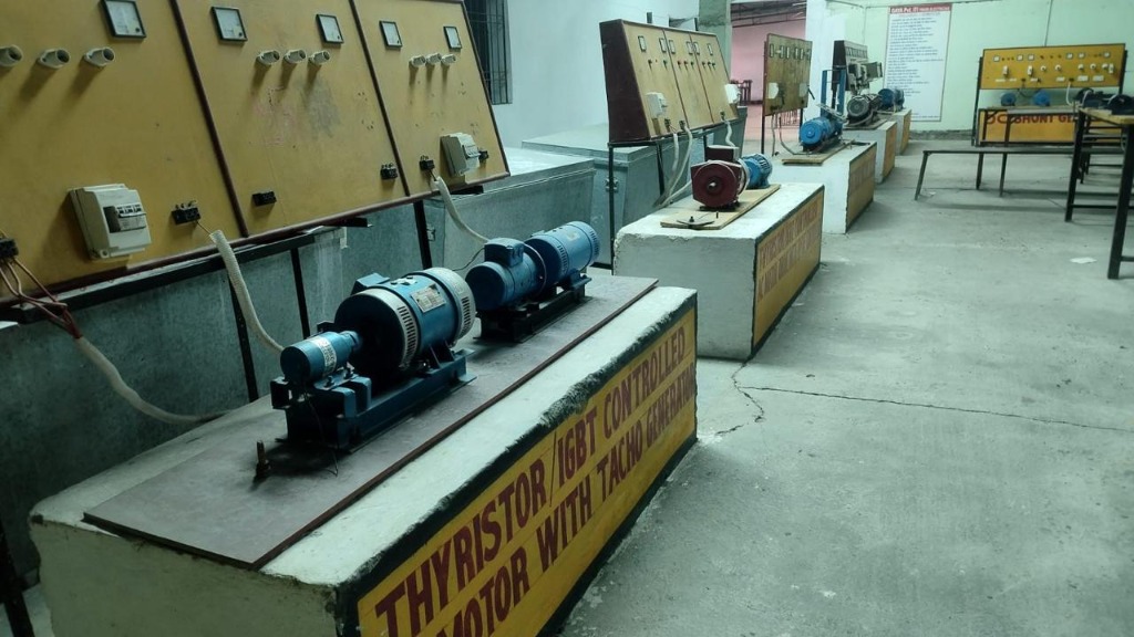 Industrial Motor & Machinery Setup - Gaya Pvt ITI